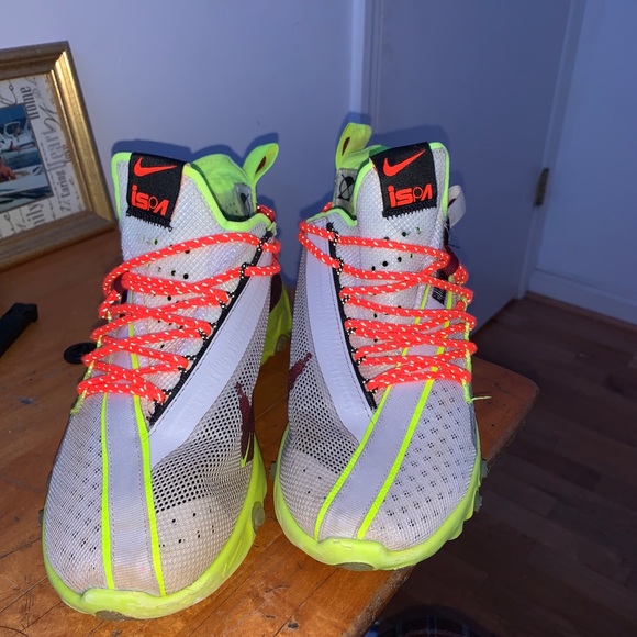 To small - Picture 3 of 7